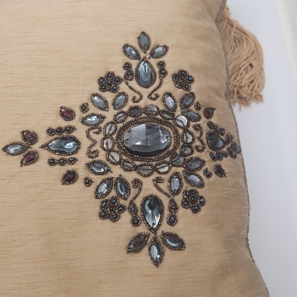 Borgata Beige and Black Beaded Medallion Fringe Tasseled 18x13 Throw Pillow - Picture 5 of 10